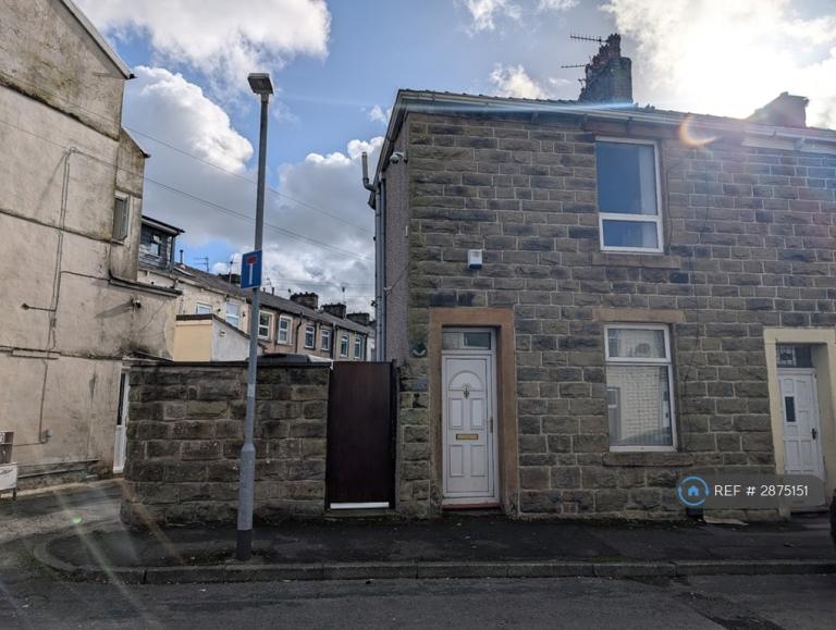 2 bedroom house in Edmund St, Accrington, BB5 (2 bed) (#2875151)