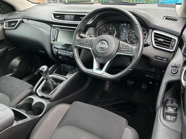 2020 Nissan Qashqai 1.3 DIG-T N-Connecta SUV 5dr Petrol Manual Euro 6 (s/s) (140 ps) SUV PETROL M...
