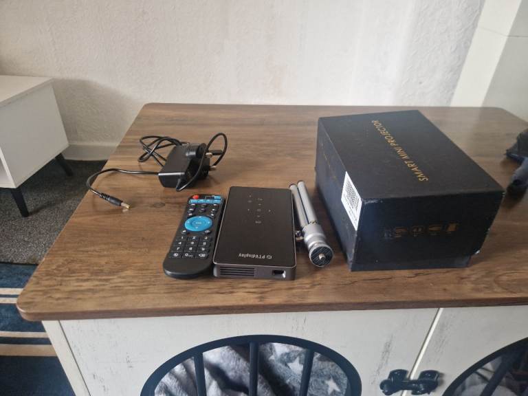 ptv display 1080p smart projector 