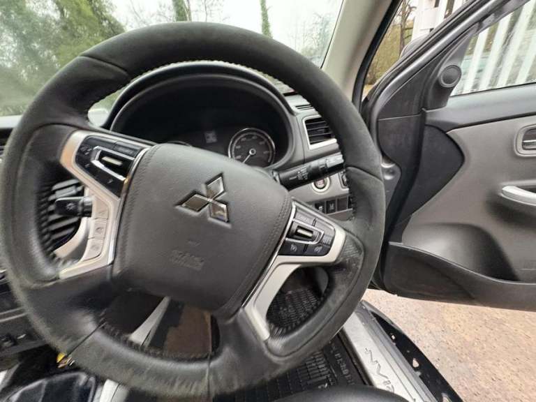 2018 Mitsubishi L200 L200 Barbarian DI-D 4x4 DIESEL Manual