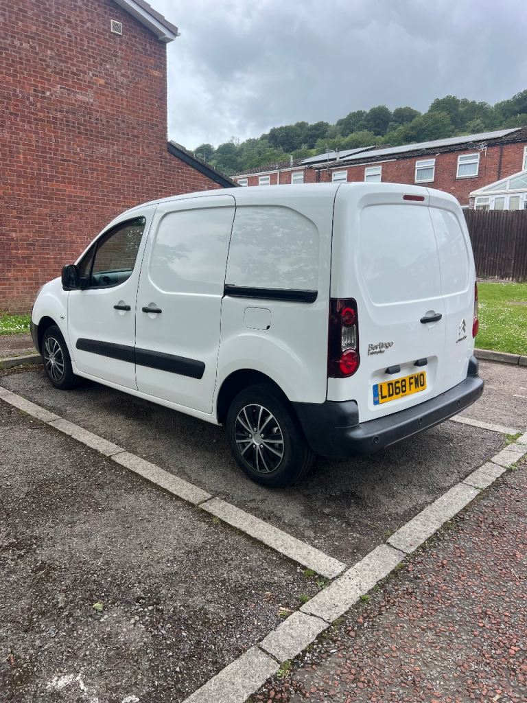 Citroen, BERLINGO, Panel Van, 2018, Manual, 1560 (cc)