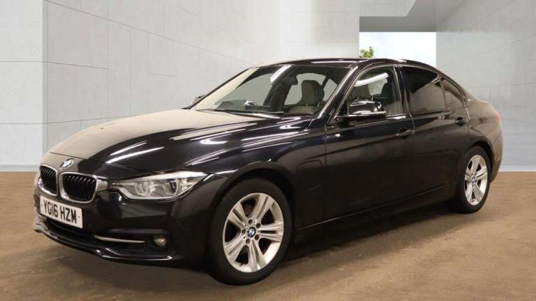 2016 BMW 3 Series 2.0 330e 7.6kWh Sport Auto Euro 6 (s/s) 4dr SALOON Petrol/Electric Hybrid Autom...