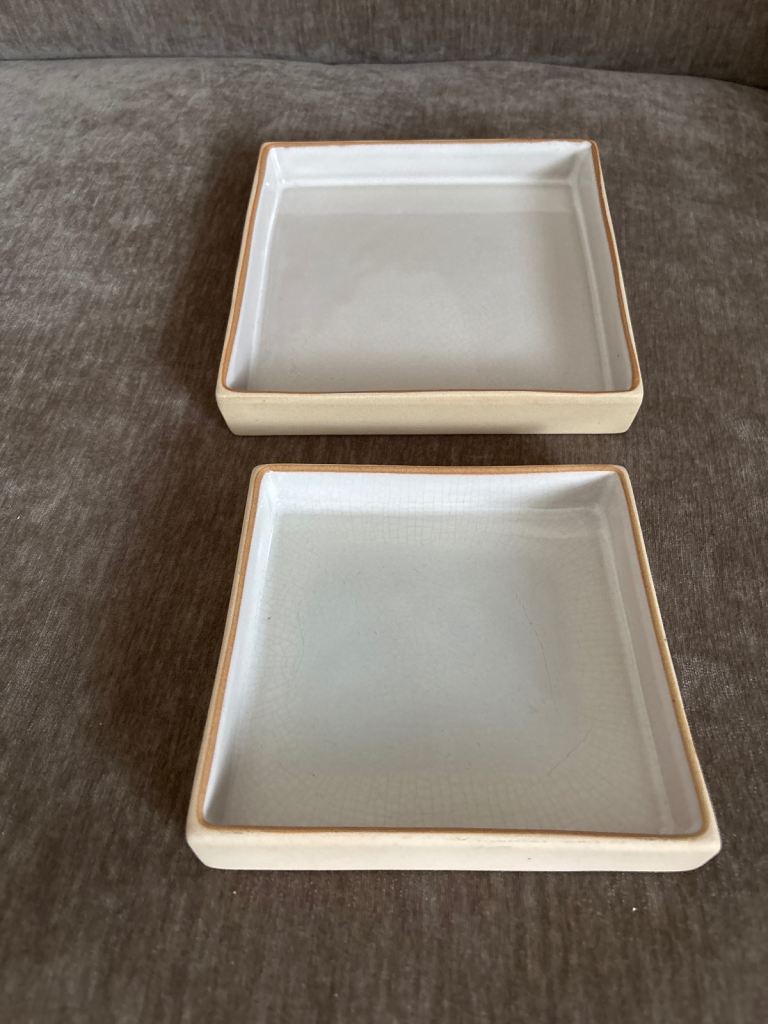 Ceramic dishes x 2