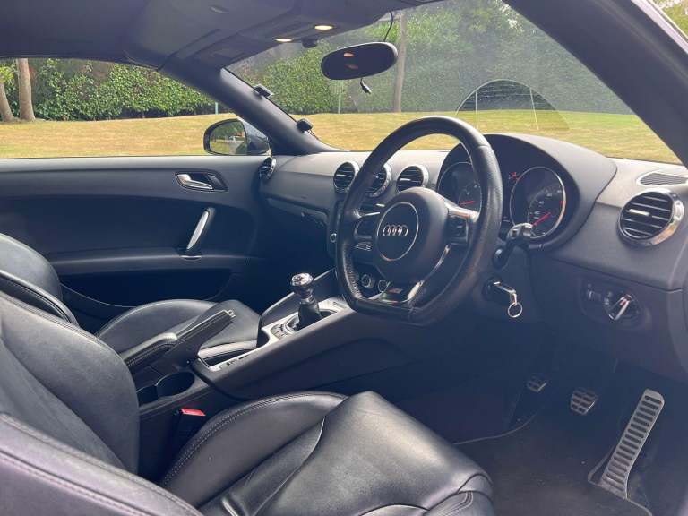 AUDI TT 2.0 TFSI S line 2013