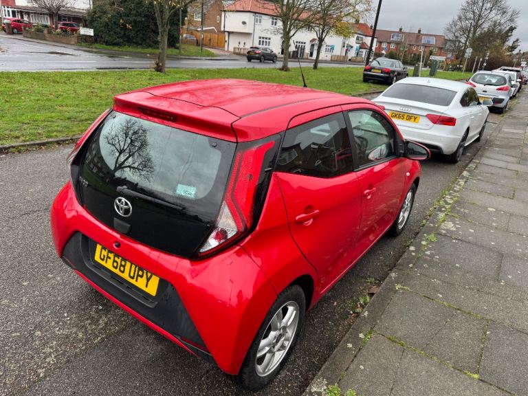 Toyota Aygo 2019 new shape 1.0 petrol quick sale 