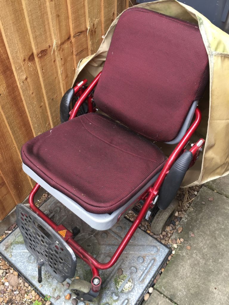 Mobility scooter with right hand controls 