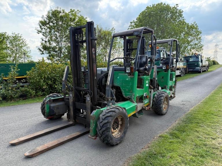 2015 MOFFETT M5 25.3 