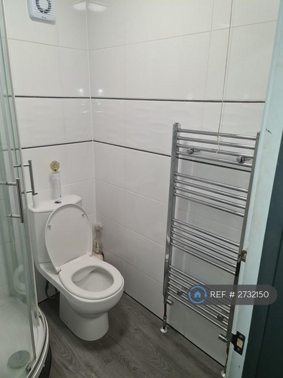 1 bedroom in Queens Road, Beckenham, BR3 (#2732150)