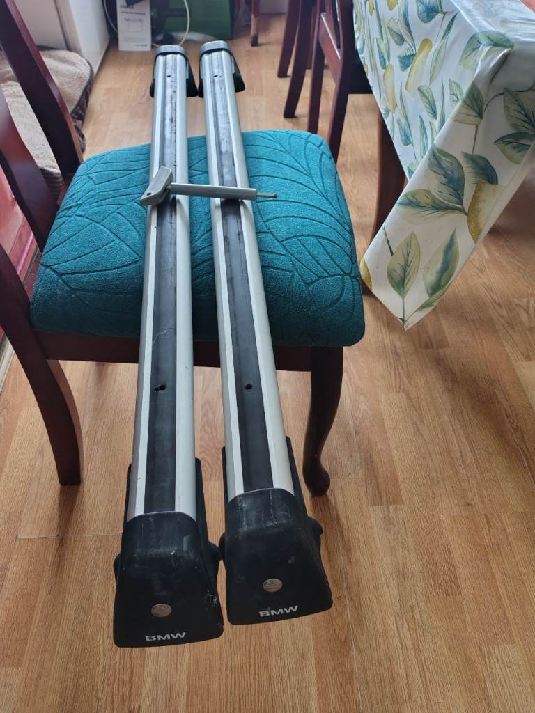 Genuine BMW roof bars for E90 