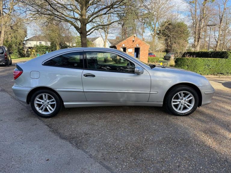 2003 Mercedes-Benz C Class C200K SE 3dr Auto COUPE PETROL Automatic