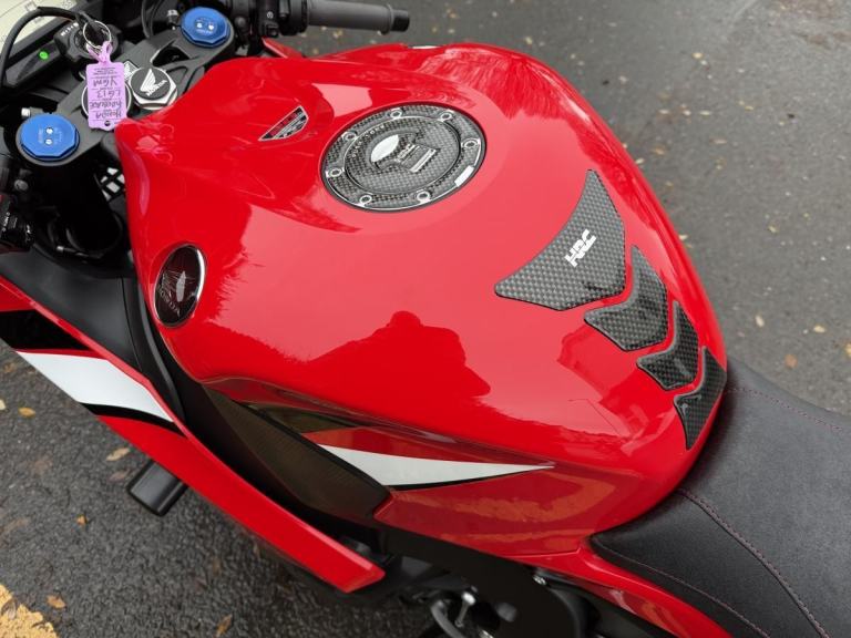 HONDA CBR1000RR FIREBLADE 20TH ANNIVERSARY 2013 