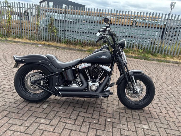 Harley-Davidson FLSTSB