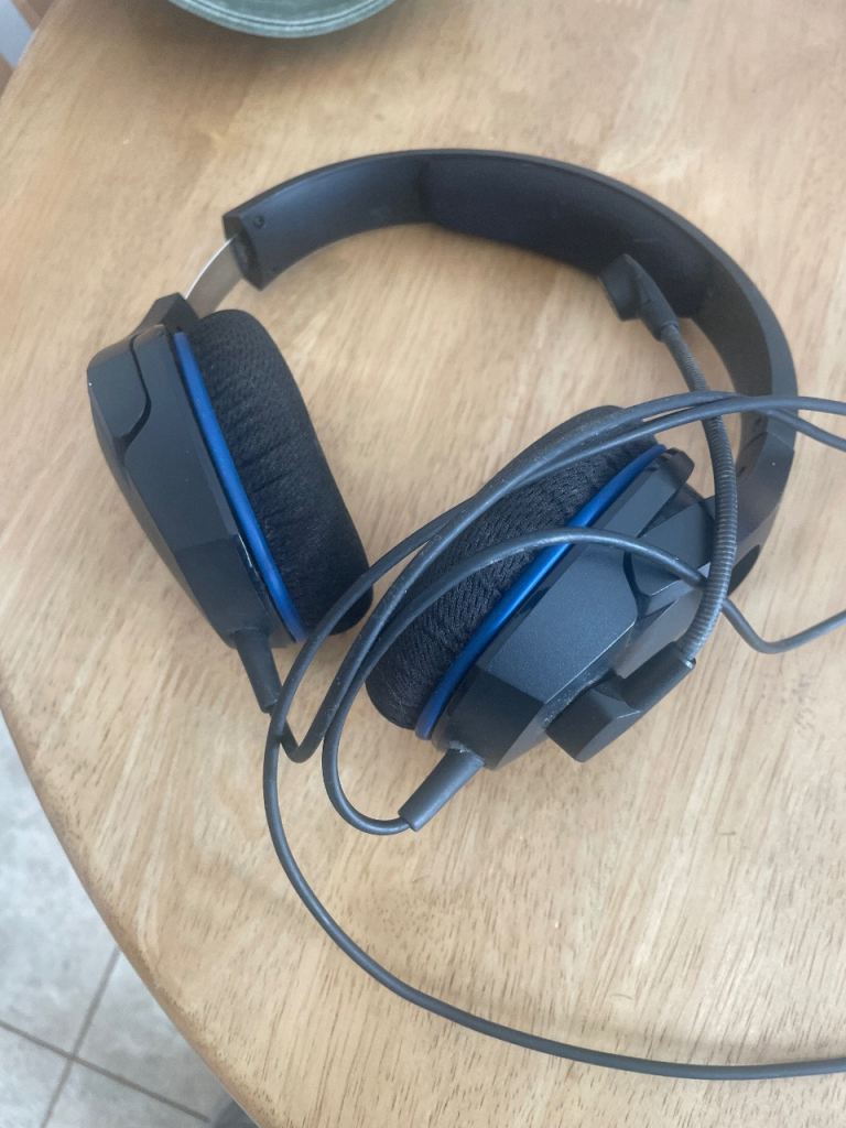 HyperX Gaming Headset - Black and Blue, Good Condition