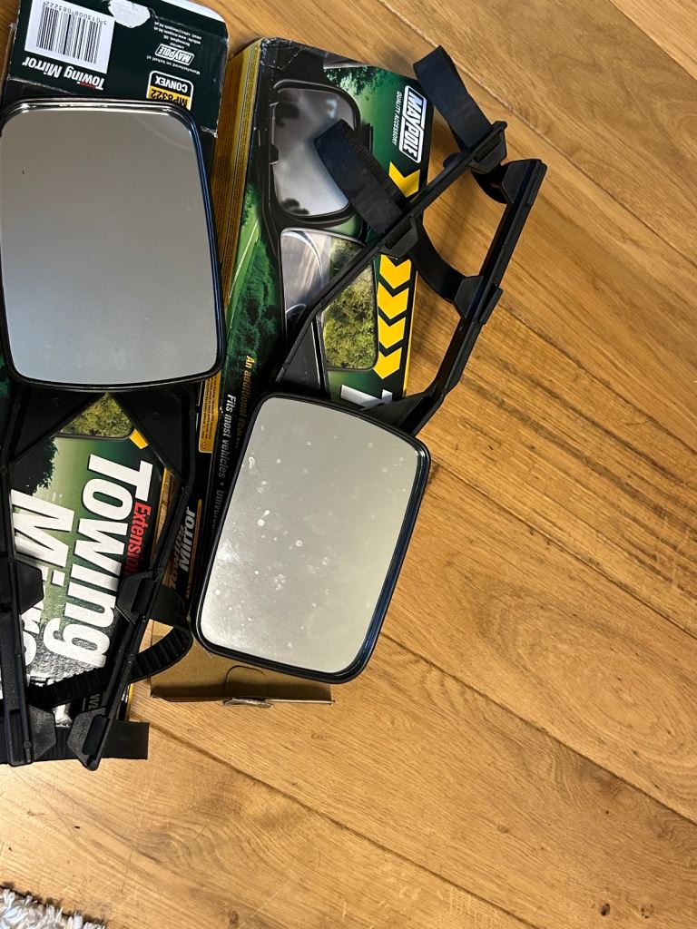Towing mirrors