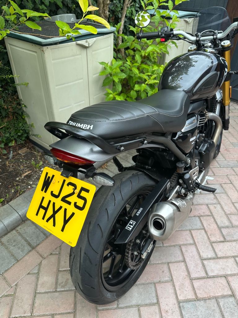 Triumph, SPEED, 2025, 398 (cc)