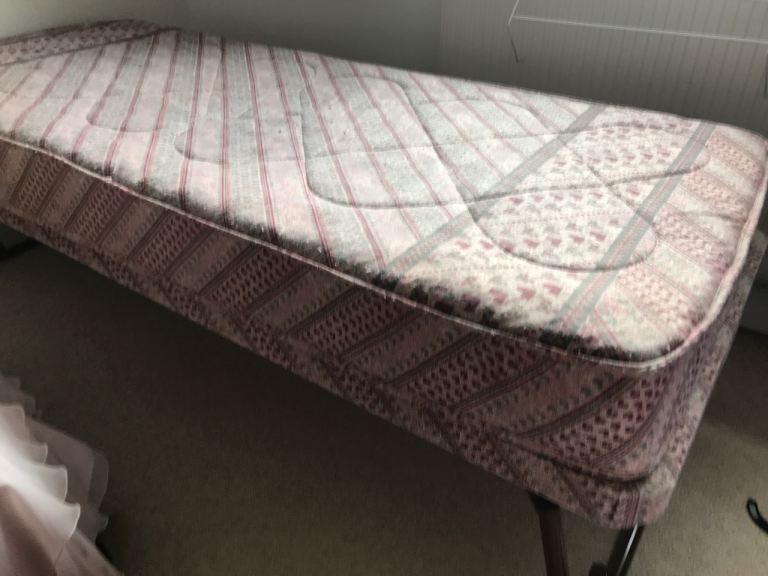 Free trundle bed