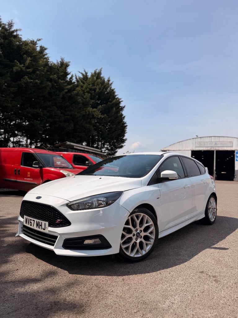 Ford, FOCUS, Hatchback, 2017, Manual, 999 (cc), 5 doors