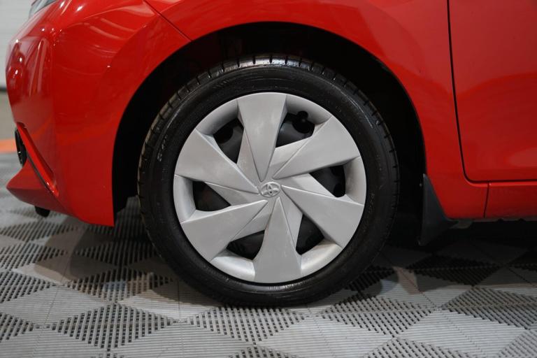 2015 Toyota AYGO 1.0 VVT-i x-play Euro 5 5dr Euro 5 HATCHBACK Petrol Manual