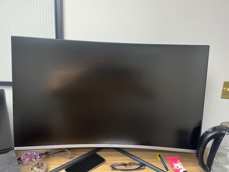 32 inch Samsung Curved Computer Monitor