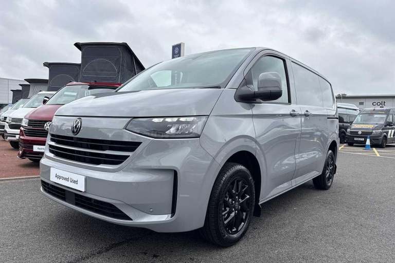 2025 Volkswagen Transporter 2.0 TDI 110 Commerce Pro Van-2 Seats Van DIESEL Manual