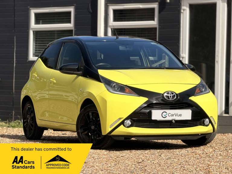 2017 Toyota AYGO 1.0 VVT-i X-Cite 2 5dr x-shift HATCHBACK PETROL Automatic