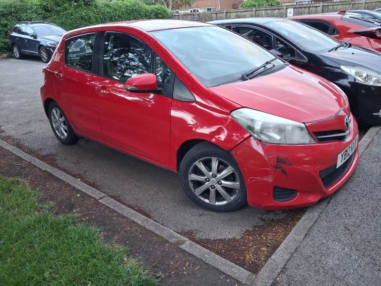 Toyota, YARIS, Hatchback, 2012, Manual, 1364 (cc), 5 doors