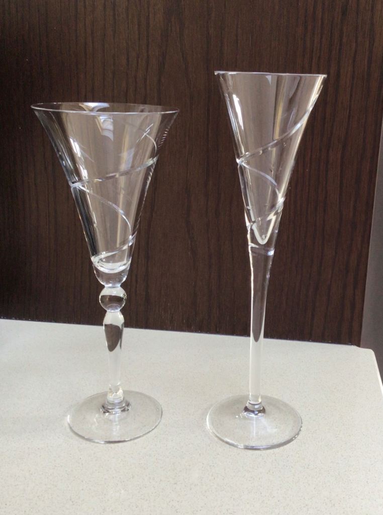 12 Tipperary Crystal Wine Glasses + 6 Champagne Flutes