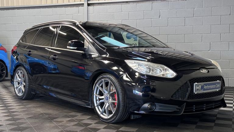 FORD FOCUS 2.0 T EcoBoost ST-3 Black Manual Petrol 2013