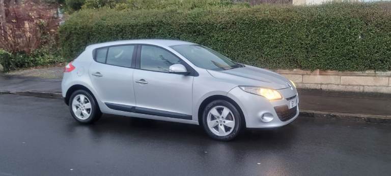 2011 Renault Megane AUTOMATIC 