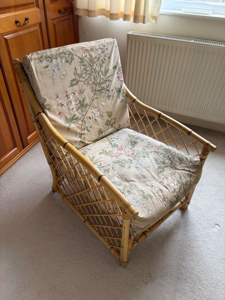 Bamboo chair with cushions