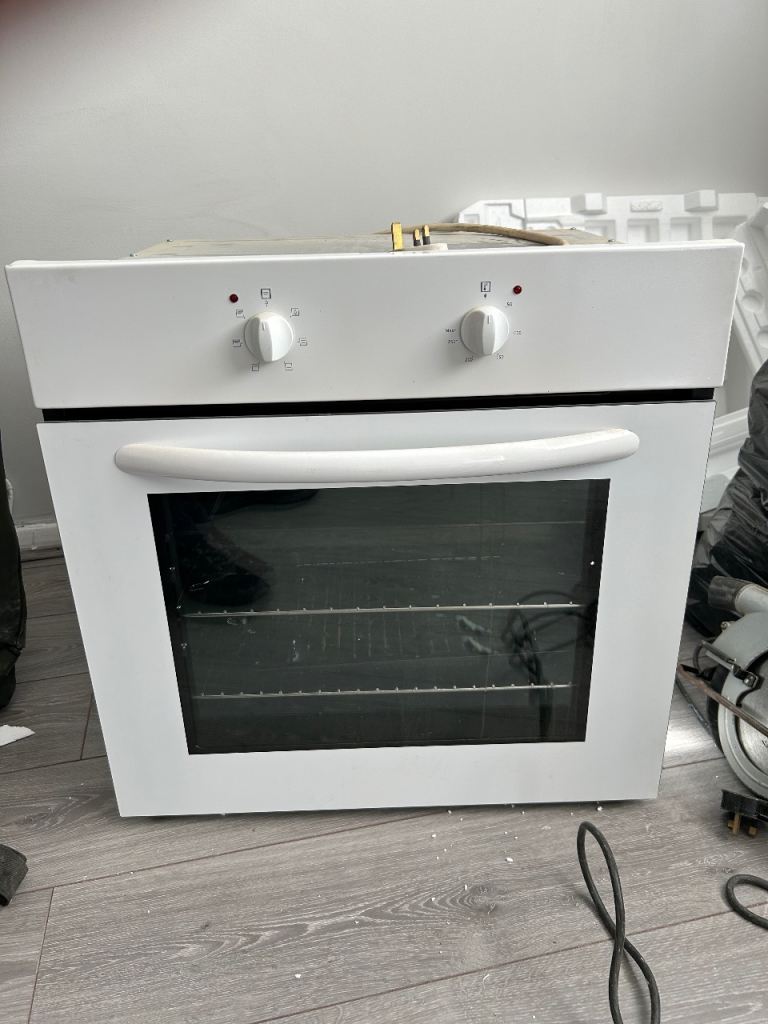 White Electric Oven - Good Working Single Unit