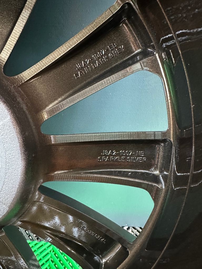 Range Rover Velar / Evoque / Discovery Sport / FL2 20” Bronze Alloy Wheels Style 1032 & all Pirelli!