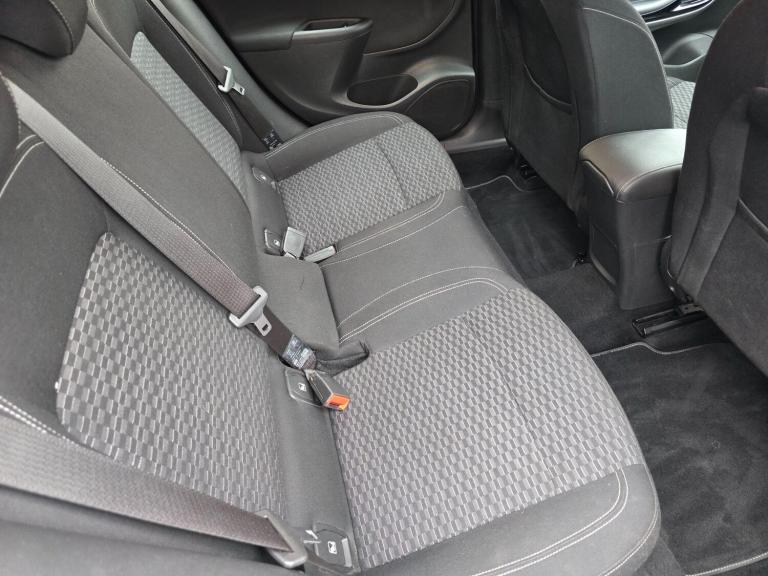 2016 Vauxhall Astra 1.4i Turbo SRi Nav Euro 6 5dr HATCHBACK Petrol Manual