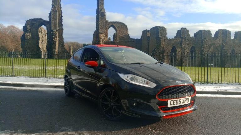 2015 Ford Fiesta 1.0 EcoBoost 140 Zetec S Black 3dr *1 OWNER* £20 TAX HATCHBACK Petrol Manual