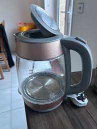 Tower T10040BP Glass Kettle with LED Blue Light - Pink