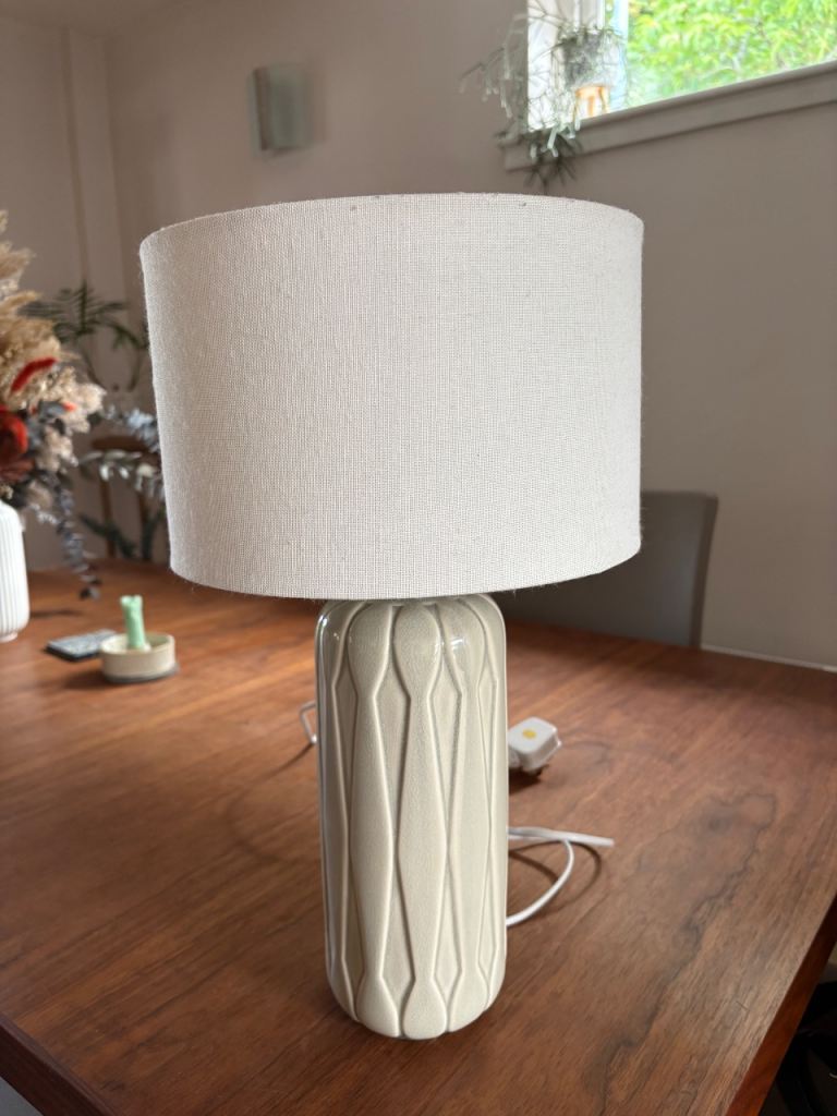 Table lamp 