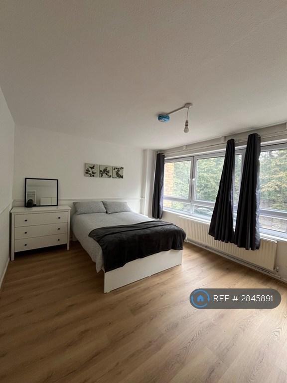 1 bedroom in Loweswater House, London, E3 (#2845891)