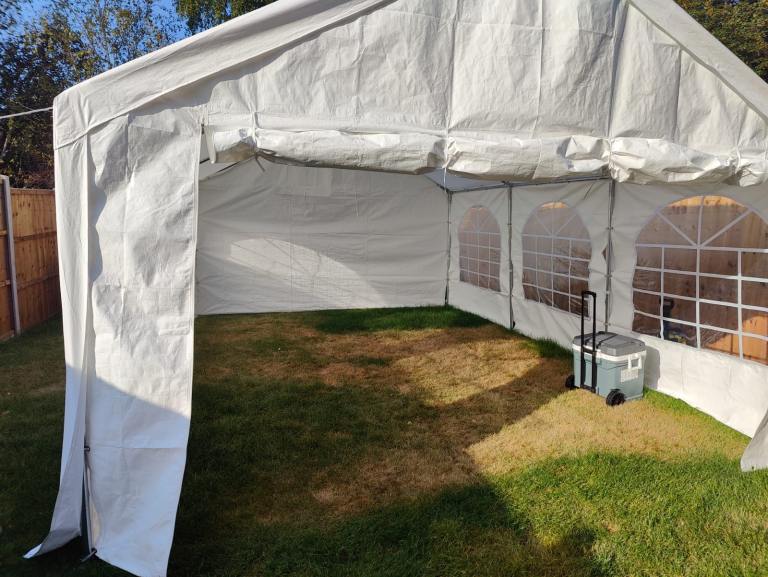 Party Tents 