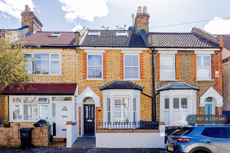 4 bedroom house in Lancaster Road, London, E17 (4 bed) (#2735548)