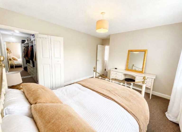 Room to rent Bramley Leeds