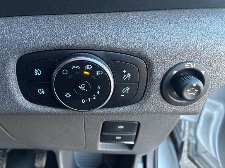 2025 Ford Transit 2.0 EcoBlue 165ps H2 Limited Van Auto [Nav] Medium Roof Van DIESEL Automatic