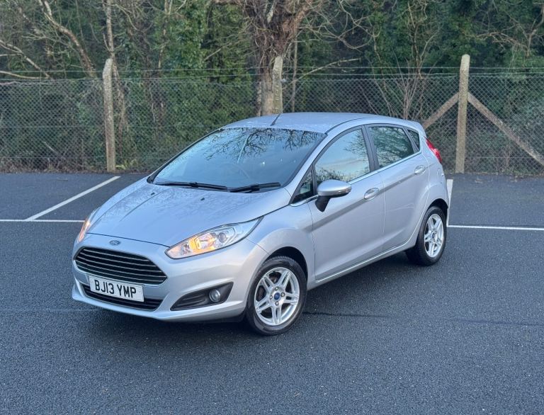 Ford, FIESTA, Hatchback, 2013, Manual, 1241 (cc), 5 doors
