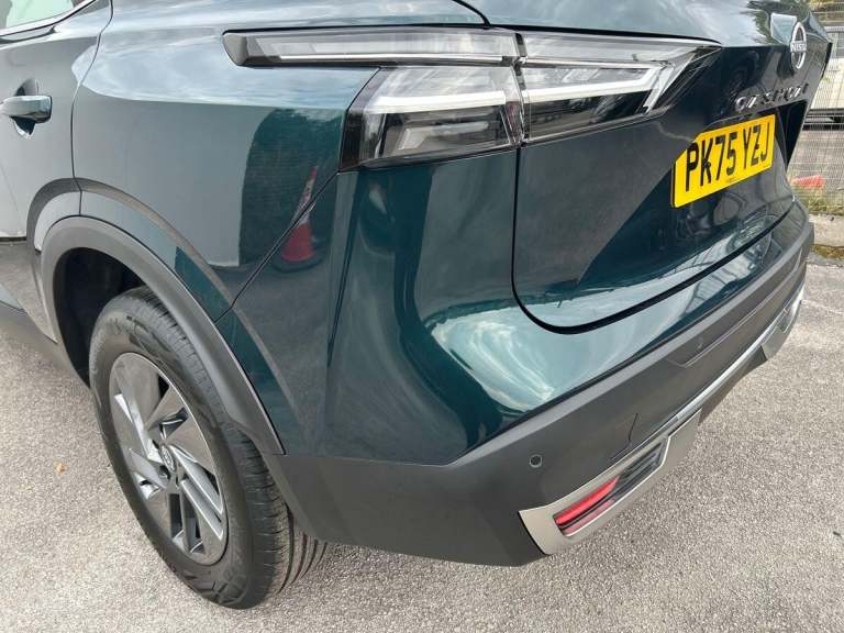 2025 Nissan Qashqai 1.3 DiG-T MH Acenta Premium 5dr HATCHBACK PETROL Manual