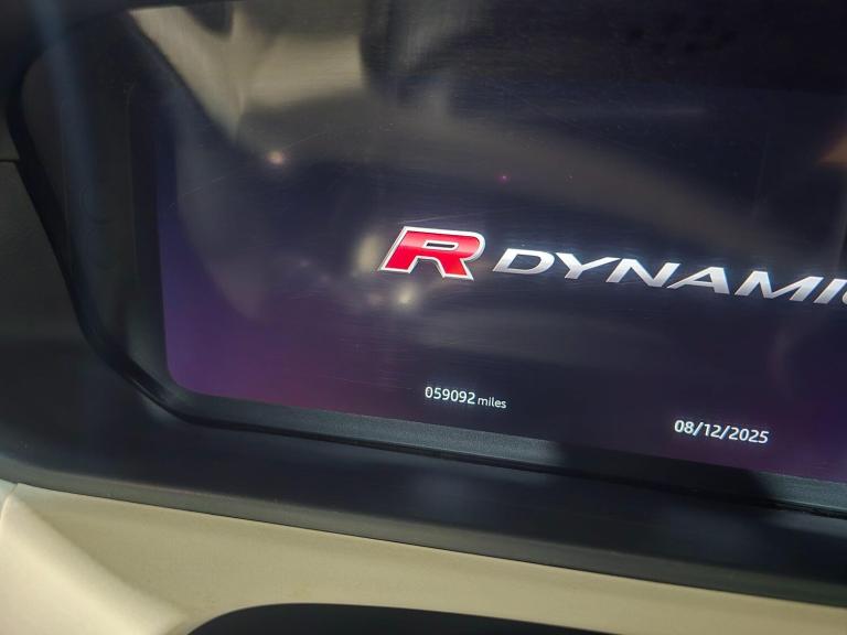 2018 Land Rover Range Rover Velar 3.0 D300 First Edition 5dr Auto ESTATE DIESEL Automatic