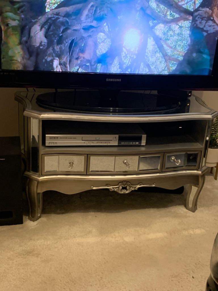 Tv stand bundle 