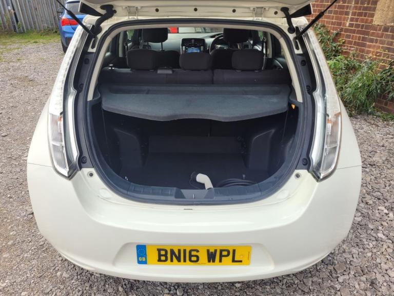 2016 Nissan Leaf 24kWh Acenta Hatchback 5dr Electric Auto (109 bhp) HATCHBACK Electric Automatic