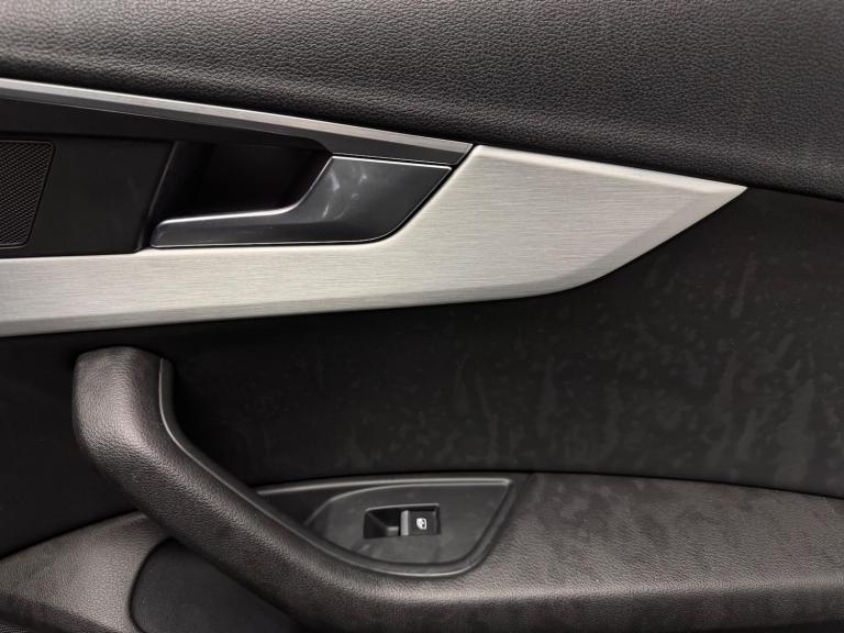 2016 Audi A4 Avant 2.0 TDI S line S Tronic quattro Euro 6 (s/s) 5dr ESTATE Diesel Automatic