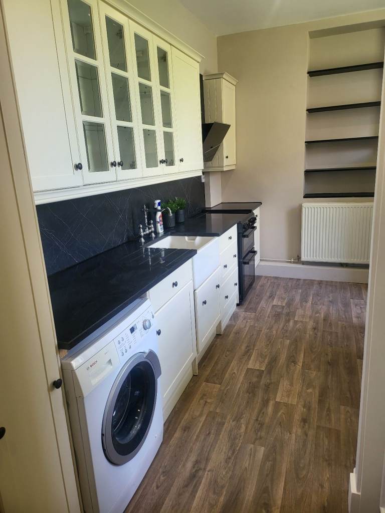 Fully Furnished, very spacious, Elegant 1 Bedroom Flat