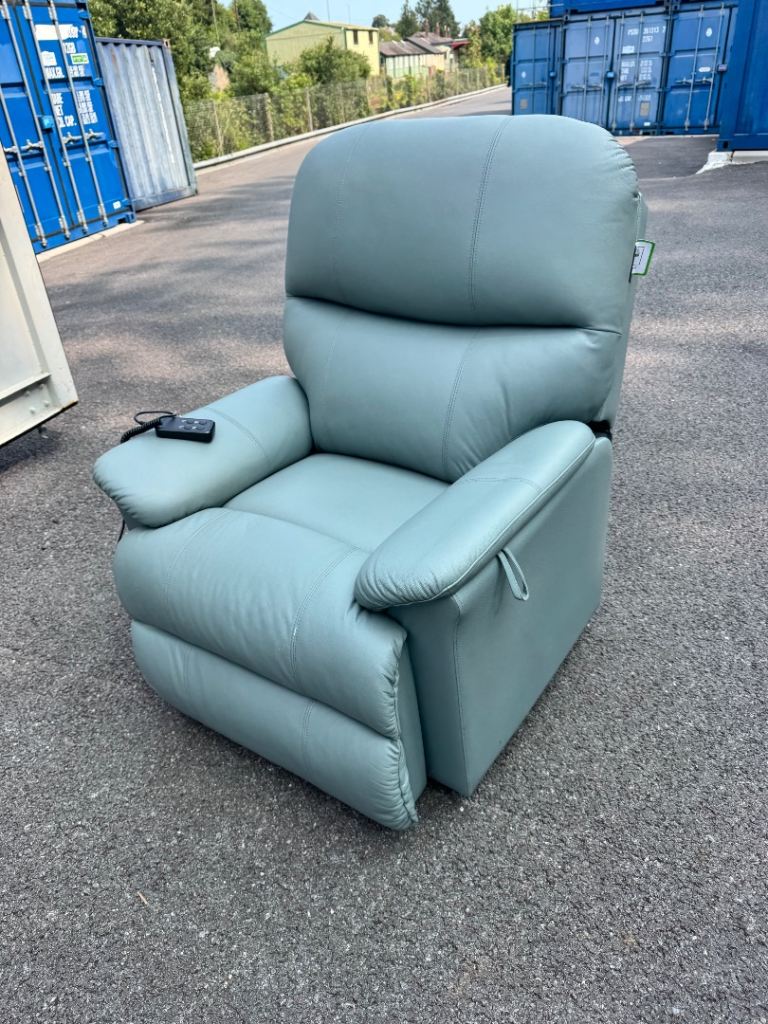Electric rise  and recliner genuine leather armchair possible Delivery
