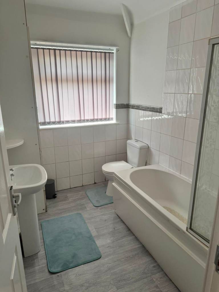 HMO Supported Accommodation DSS Double Rooms available in Kingstanding West Midlands Birmingham